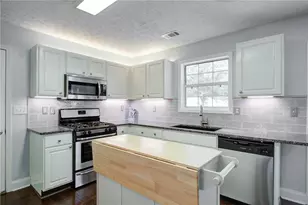 5440 Tallantworth Crossing, Cumming, GA 30040 - Photo 4