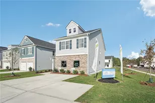 103 Vickers Point Dr, Fairburn, GA 30213 - Photo 4