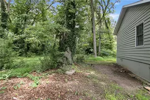 887 Ellis Rd, Stone Mountain, GA 30083 - Photo 30