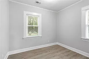 887 Ellis Rd, Stone Mountain, GA 30083 - Photo 22