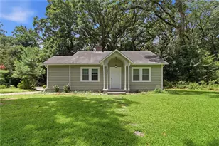 887 Ellis Rd, Stone Mountain, GA 30083 - Photo 1