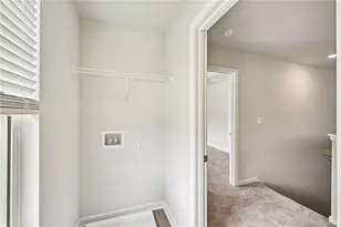105 Vickers Point Dr, Fairburn, GA 30213 - Photo 18