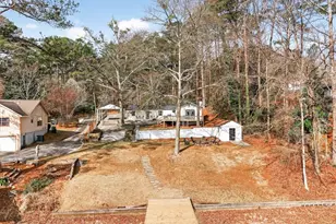 2439 Lakeshore Dr NE, Conyers, GA 30012 - Photo 70