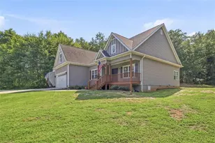 63 Pace Rd, Toccoa, GA 30577 - Photo 4