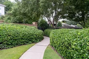 240 Renaissance Parkway NE, Atlanta, GA 30308 - Photo 34