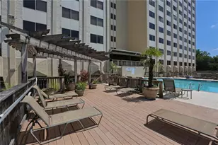 2479 Peachtree Rd NE, Atlanta, GA 30305 - Photo 30