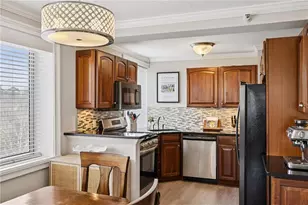 2479 Peachtree Rd NE, Atlanta, GA 30305 - Photo 10