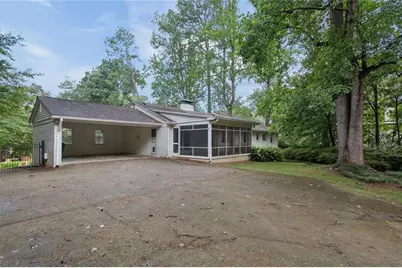 4775 Merlendale Court NW, Sandy Springs, GA 30327 - Photo 22