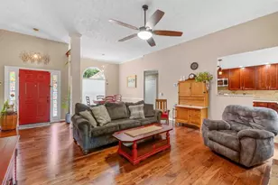 340 Flowers Dr, Covington, GA 30016 - Photo 8