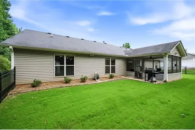 281 Petal Creek Lane, Jefferson, GA 30549 - Photo 8