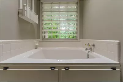 1700 Summit View Way, Snellville, GA 30078 - Photo 30