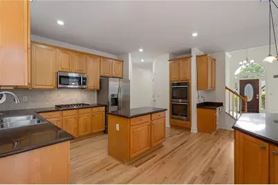 925 York Cove, Milton, GA 30004 - Photo 18