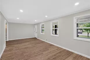 764 Trailwood Dr, Riverdale, GA 30274 - Photo 4
