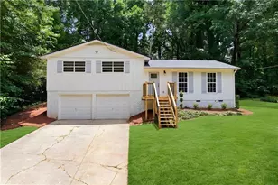 411 Hunters Ln, Woodstock, GA 30189 - Photo 1