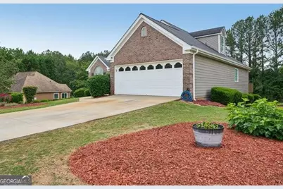 4821 Camden Drive, Conyers, GA 30094 - Photo 2