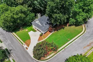 715 Maggie Mae Ln, Lawrenceville, GA 30045 - Photo 36
