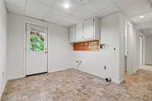 715 Maggie Mae Ln, Lawrenceville, GA 30045 - Photo 26