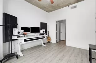 250 Pharr Rd NE, Atlanta, GA 30305 - Photo 22