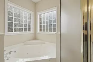1910 Woodberry Run Dr, Snellville, GA 30078 - Photo 18