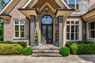 4621 Quail Ct, Flowery Branch, GA 30542 - Photo 2