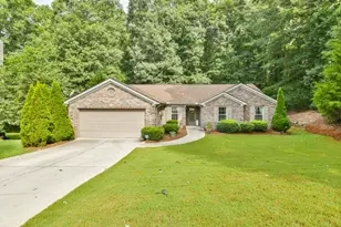 2044 Lantern Dr, Jefferson, GA 30549 - Photo 2