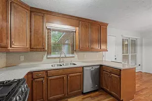 3095 Woodland Dr NW, Kennesaw, GA 30152 - Photo 10
