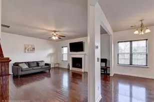 1376 Castleberry Dr, Buford, GA 30518 - Photo 4