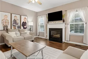 208 Mincey Way, Woodstock, GA 30188 - Photo 4