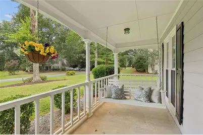 1109 Wynford Commons Commons SW, Marietta, GA 30064 - Photo 6