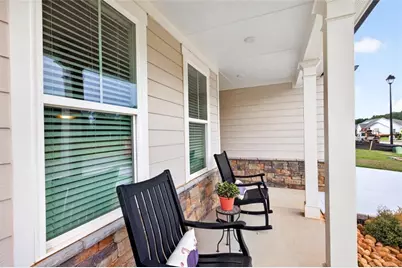 104 Grand Meadows Drive, Hoschton, GA 30548 - Photo 8