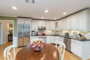 2012 Wynciliff Ct, Buford, GA 30519 - Photo 10