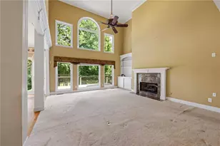421 Clubview Dr, Woodstock, GA 30189 - Photo 16