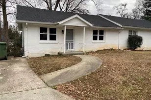951 Tilden St NW, Atlanta, GA 30318 - Photo 1