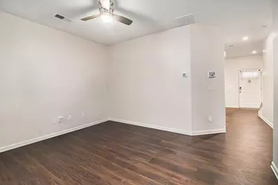 5642 Union Pointe Drive, Union City, GA 30291 - Photo 10