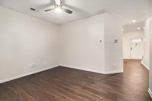 5642 Union Pointe Dr, Union City, GA 30291 - Photo 10