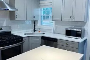 1927 S Gordon St SW, Atlanta, GA 30310 - Photo 10