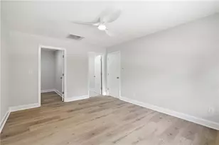 353 Roxbury Dr, Riverdale, GA 30274 - Photo 8