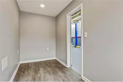 135 Mansell Place #303, Roswell, GA 30076 - Photo 12