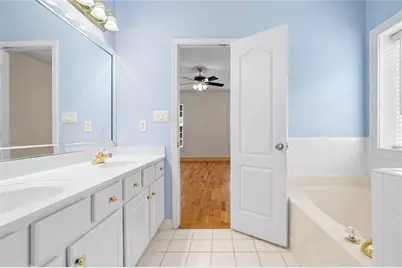 2050 Wildcat Cliffs Way, Lawrenceville, GA 30043 - Photo 30