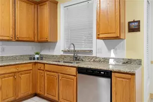 2050 Wildcat Cliffs Way, Lawrenceville, GA 30043 - Photo 14