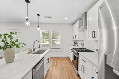 1023 Byron Drive SW, Atlanta, GA 30310 - Photo 10