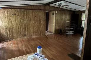 552 Kelly Dr, Canton, GA 30115 - Photo 2