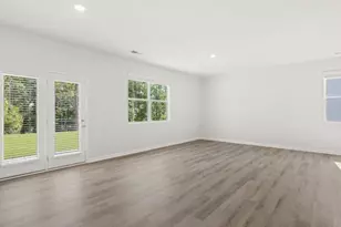 2941 Holden St, Gainesville, GA 30507 - Photo 10