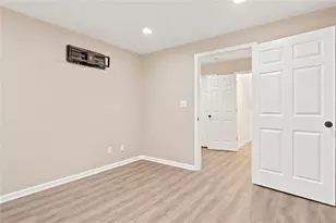 843 Bentwater Dr, Acworth, GA 30101 - Photo 40