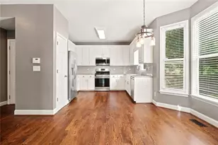 843 Bentwater Dr, Acworth, GA 30101 - Photo 10