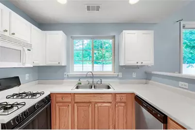1277 W Oaks Way, Woodstock, GA 30188 - Photo 8