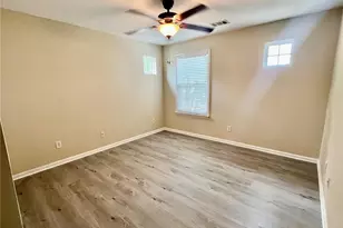 247 Hiawassee Dr, Woodstock, GA 30188 - Photo 8