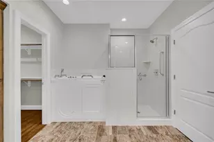 5988 Shadburn Ferry Rd, Buford, GA 30519 - Photo 52