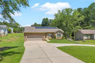 5988 Shadburn Ferry Rd, Buford, GA 30519 - Photo 18