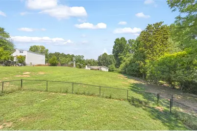 5988 Shadburn Ferry Road, Buford, GA 30519 - Photo 82